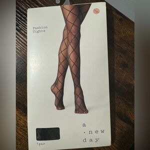 Target brand ‘a new day’ sheer black diamond pattern stockings - size l/xl